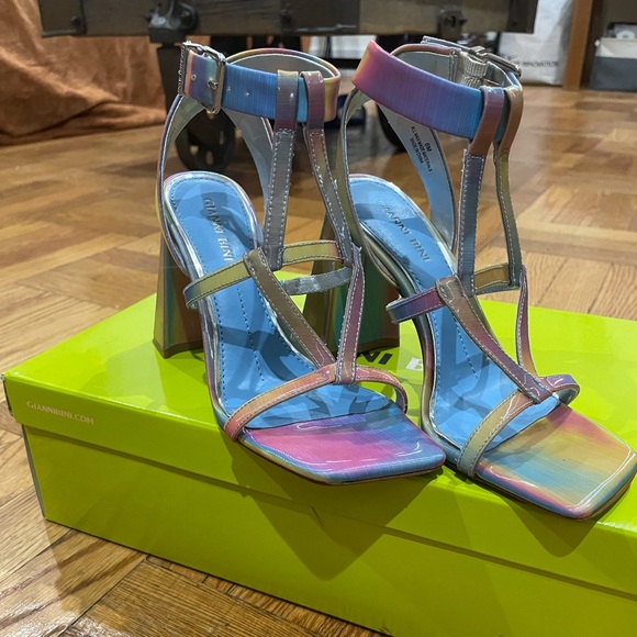 Gianni Binni Bexxlie Rainbow Holographic Heeled WITH BOX Sandals (US 6) - Picture 8 of 17